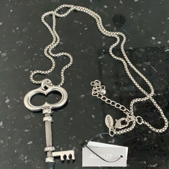 Chicos Necklace Key Rhinestones Silver Tone 32-36